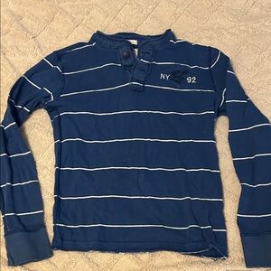 Abercrombie & Fitch Blue and White Striped Long Sleeve Tee